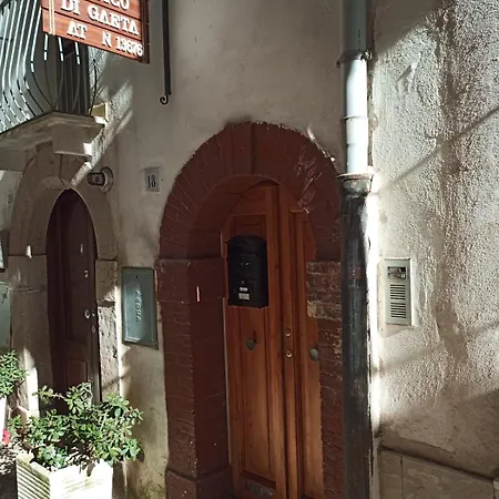 Monolocale Nel Borgo Antico Di