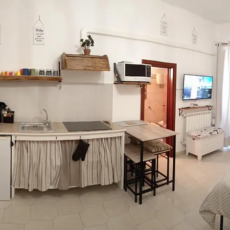Monolocale Nel Borgo Antico Di *